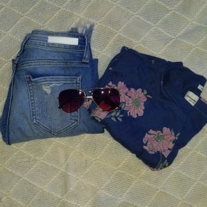 Frayed ends cropped distressed jeans